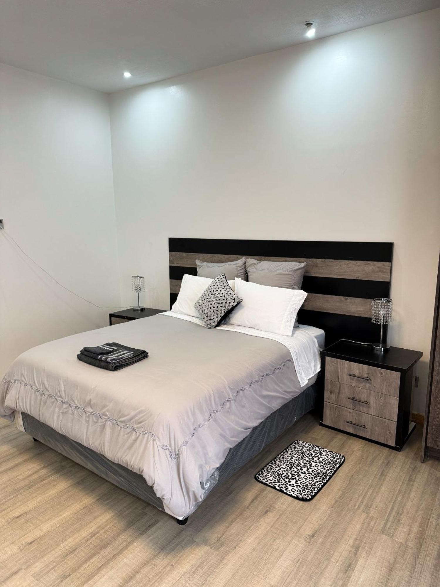 Holiday Villa Harare Bagian luar foto