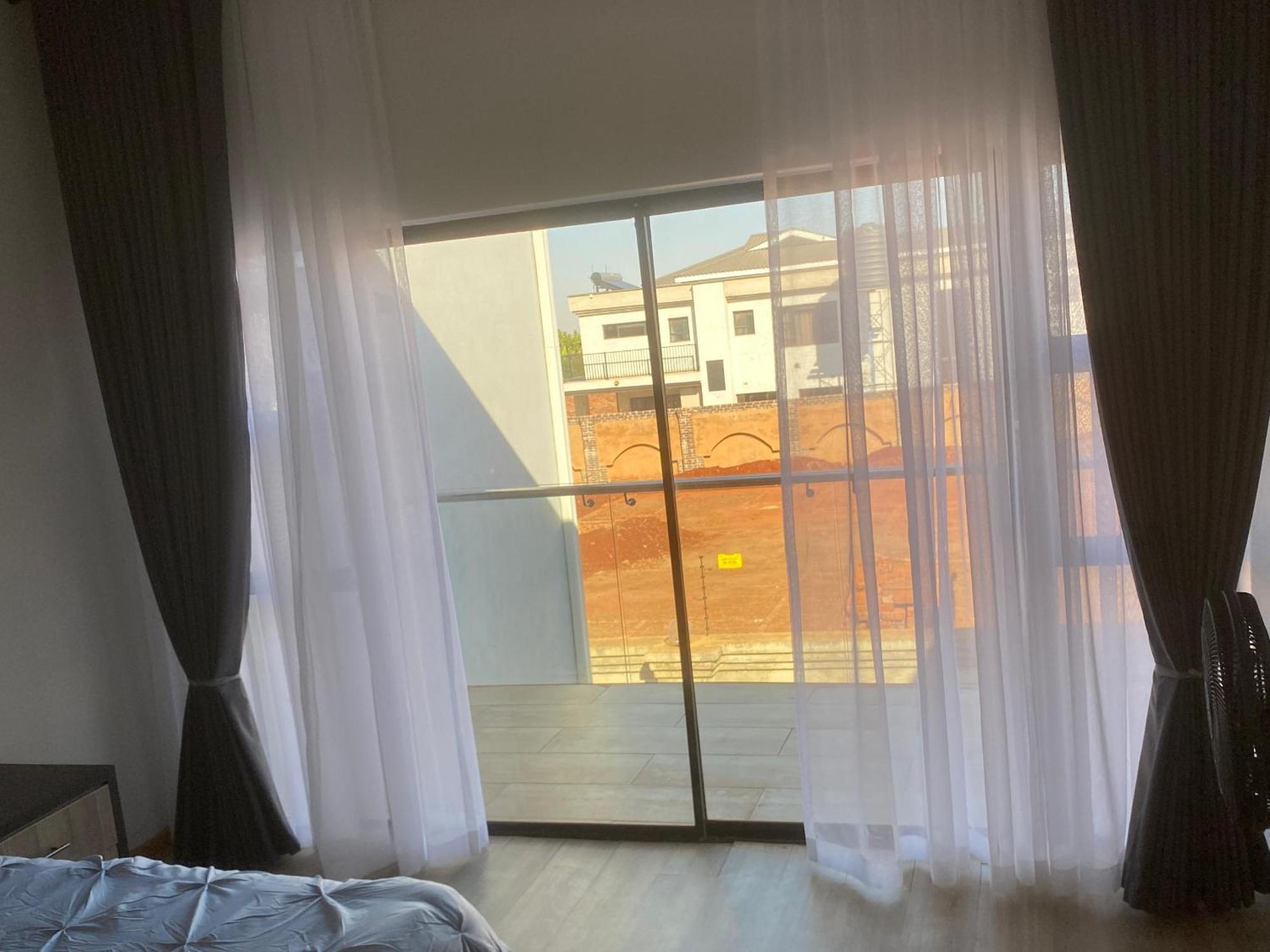 Holiday Villa Harare Bagian luar foto